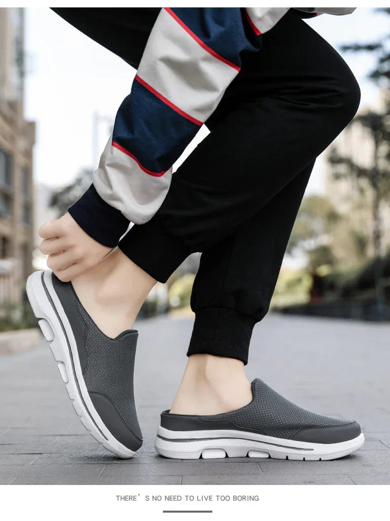 Men Slippers Summer Breathable Home Indoor Slippers Men Thick Bottom Slides Fashion Couple Walking Shoes