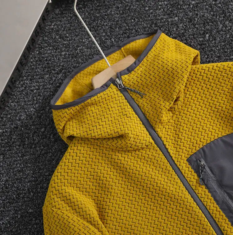 2026 Outdoor Men's and Women's Leisure Sports Fishing Travel Trend Mountain Grab Velvet Hooded Wavy Camping All-match Jacket