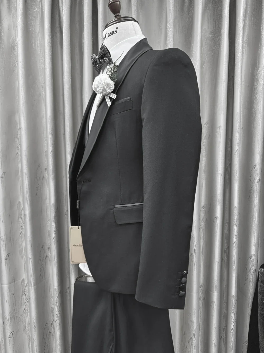 Black Shawl Lapel Men's Suits 3 Pieces Wedding Groom Sets Autumn Long Sleeved Suit Set Banquet Party Wear Plus Size Tuxedo