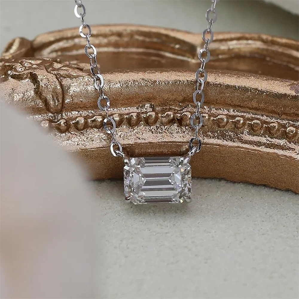 1/2carat Emerald/Radiant Cut Solitaire Moissanite Diamond Pendant Necklace With  Certificate S925 Silver Neckchain For Women
