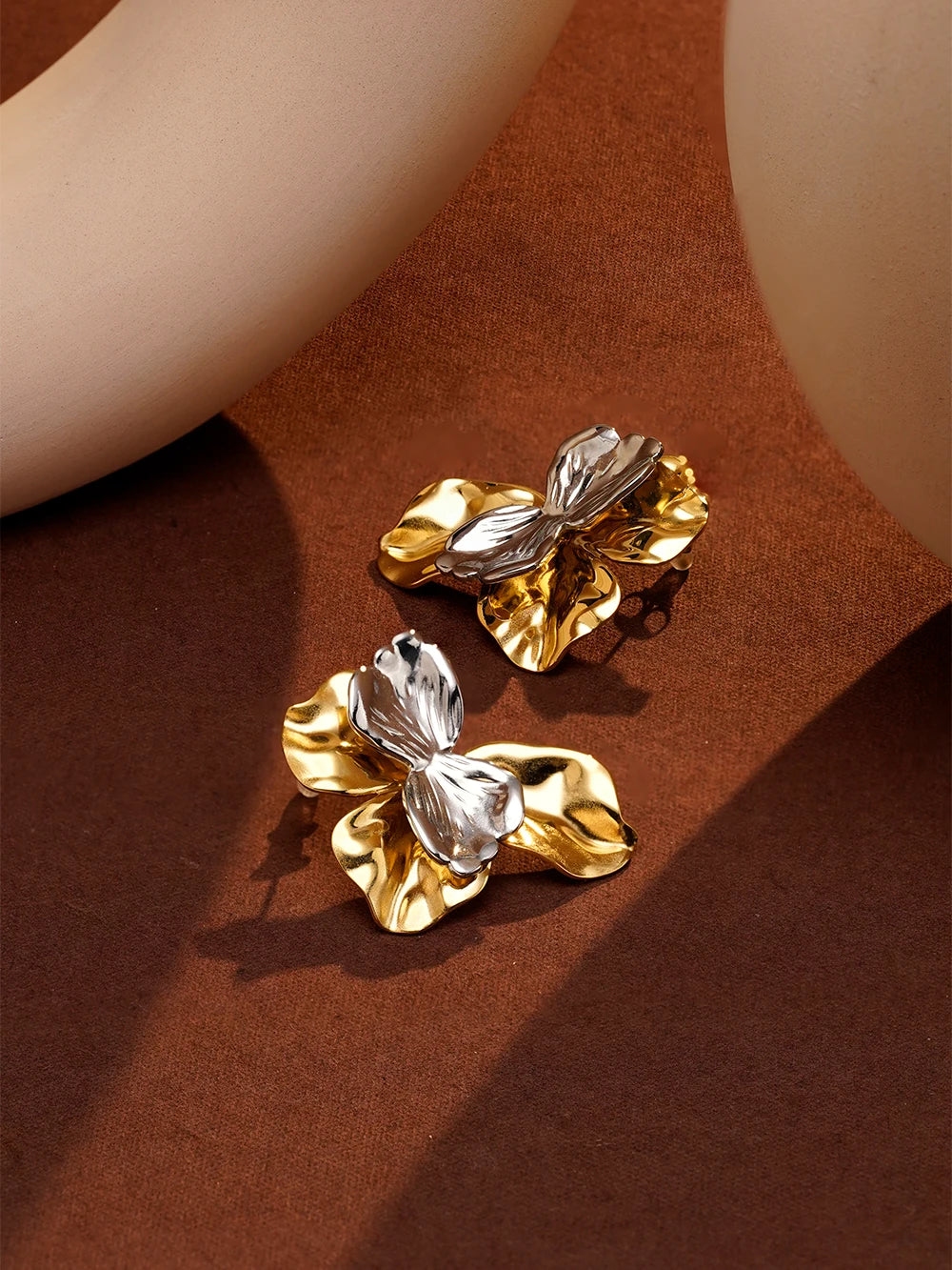 Two Tone Flower Stud Earrings For Women's Stainless steel 18K Gold Plated Fashion Dating E251745