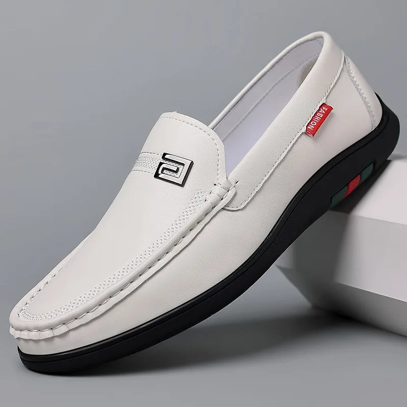 2026 New Solid Color Business Casual Shoes for Men Spring Autumn Soft Leather Shoes Male Fashion Light Driving Shoes Man