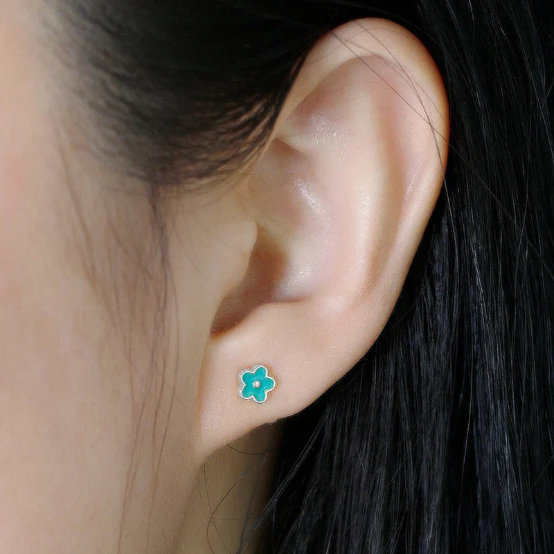 925 Sterling Silver Romantic White Enamel Flower Screw Bead Stud Earrings for Women Fashion Simple Piercing Jewelry Gift