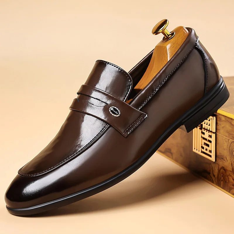 2026 Spring New Men's Glossy Leather Loafers Slip-On Business Casual Dress Shoes Male Non-slip Formal Office Shoes for Man