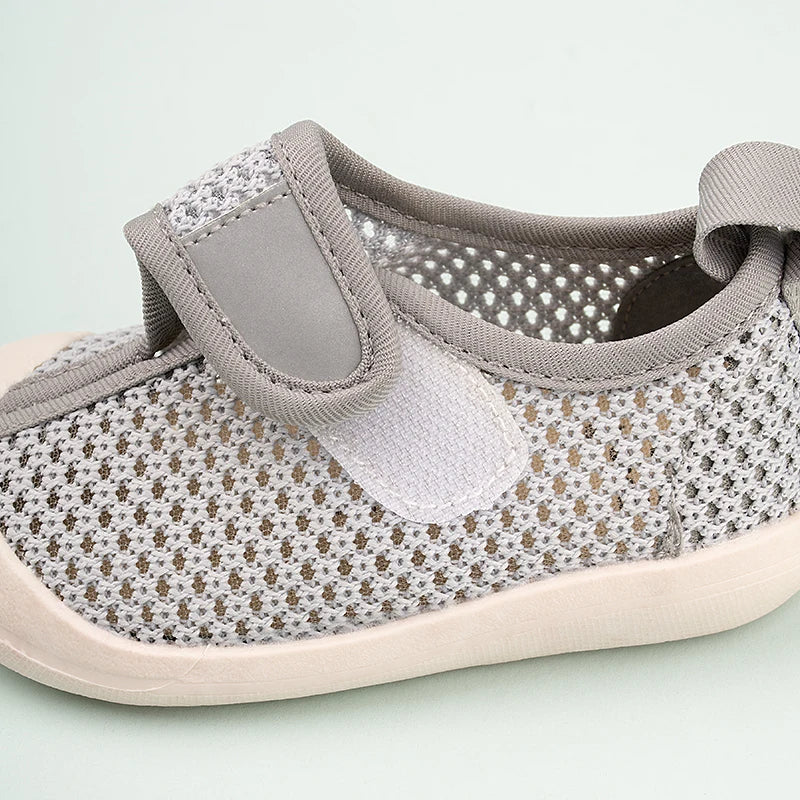 Summer Unisex Kids Breathable Outdoor Soft Sole Casual Sneakers Indoor Hollow-out Mesh Flat Shoes EW8230