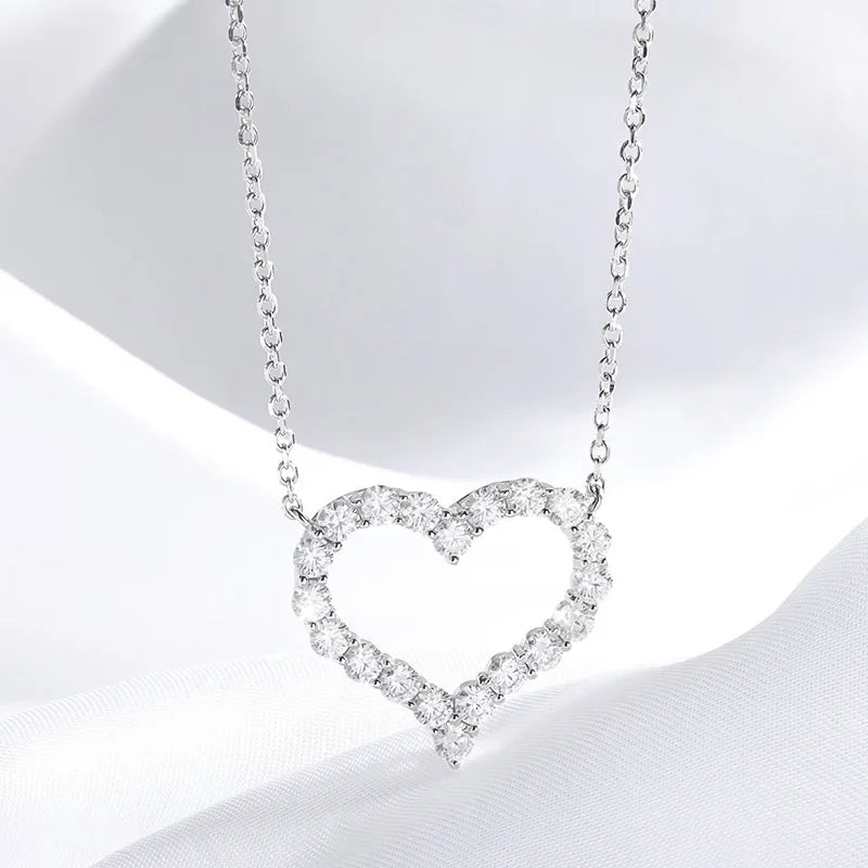 2CT Pass Tested Moissanite Heart Necklace for Women S925 Silver Plated Platinum Simulated Diamonds Pendant Birthday Gift