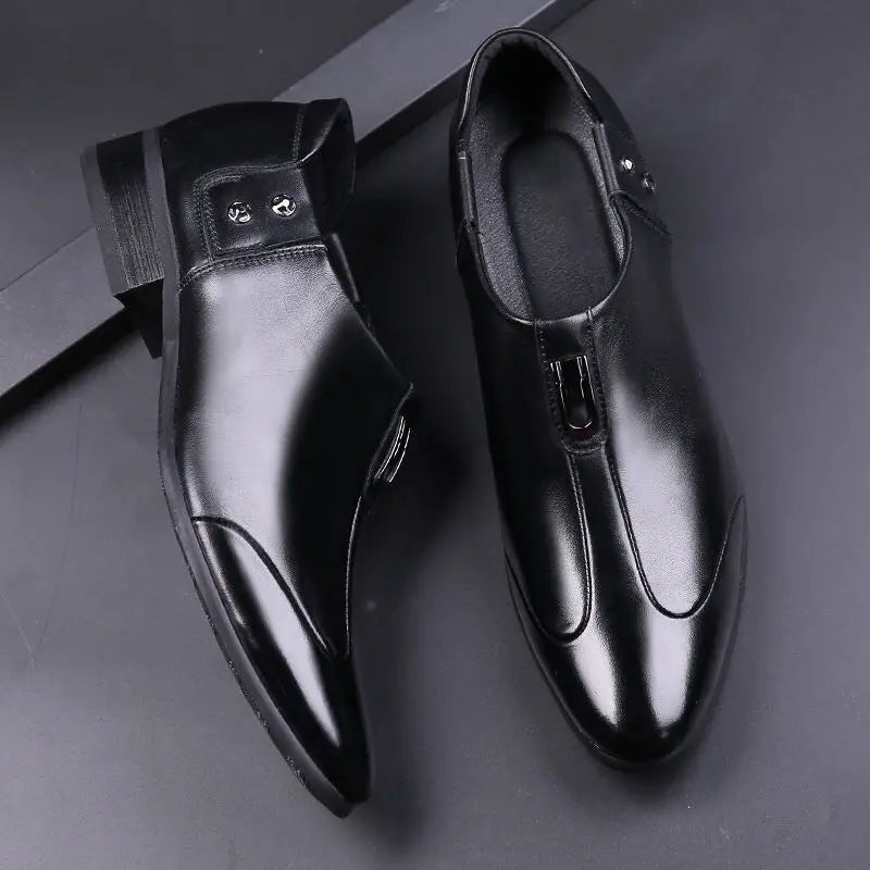 New Arrival Summer Business Casual Mens Shoes Breathable Soft Sole Slip on Loafers Premium Work Office Footwear