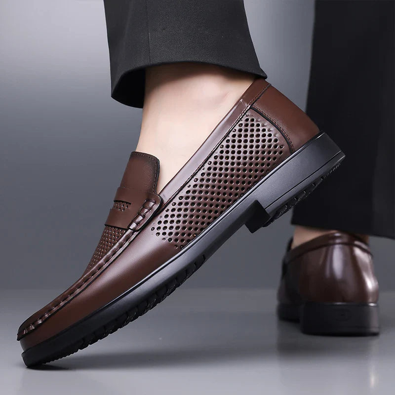 2026 Summer Mens Leather Loafers Slip on Casual Shoes Breathable Moccasins Comfortable Walking Office Flats Male Walking Shoes