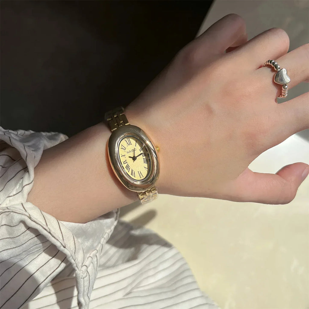 Hot Sale Fashion Watch for Women Mid Ancient Style Oval Dial Small Gold Watch Adjustable Steel Strap Quartz Wristwatch Wholesale