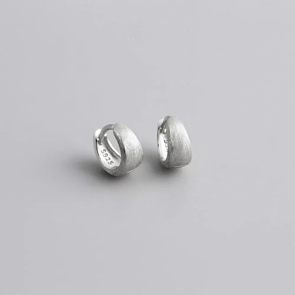 925 Sterling Silver Simple Wide Huggies Gothic Hoop Earrings for Women European Unisex Piercing Rock Jewelry Ear Buckles