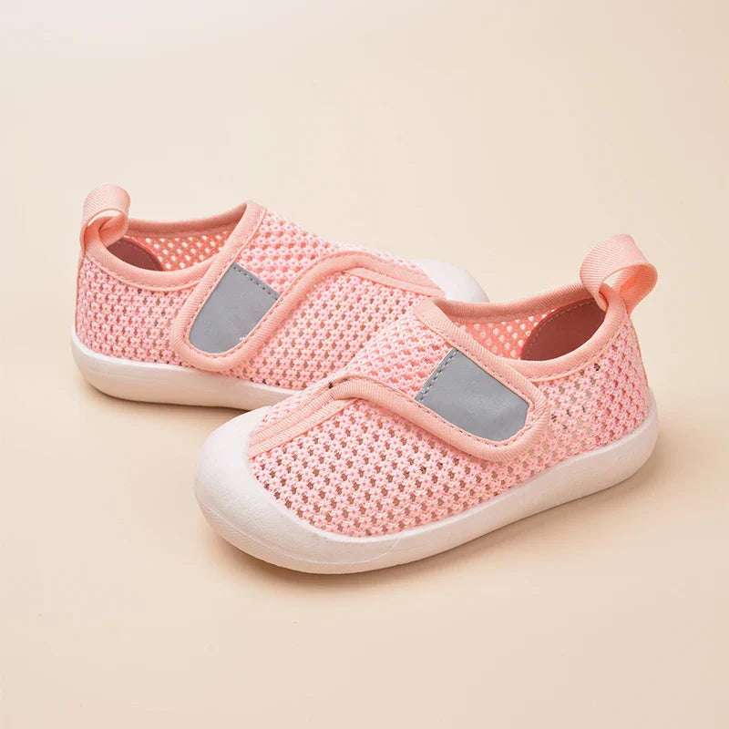 Summer Unisex Kids Breathable Outdoor Soft Sole Casual Sneakers Indoor Hollow-out Mesh Flat Shoes EW8230