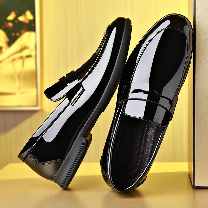 New Summer Men's Casual Shoes Breathable Walking Shoes Fashion Male Loafers Outdoor Non-slip Business Footwear Man Slip on Flats