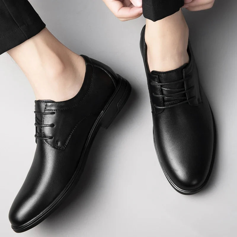 2024 Man Cow Leather Shoes Rubber Sole Casual Men's Shoes Formal Office Business Dress Genuine Leather Oxfords Wedding Shoes
