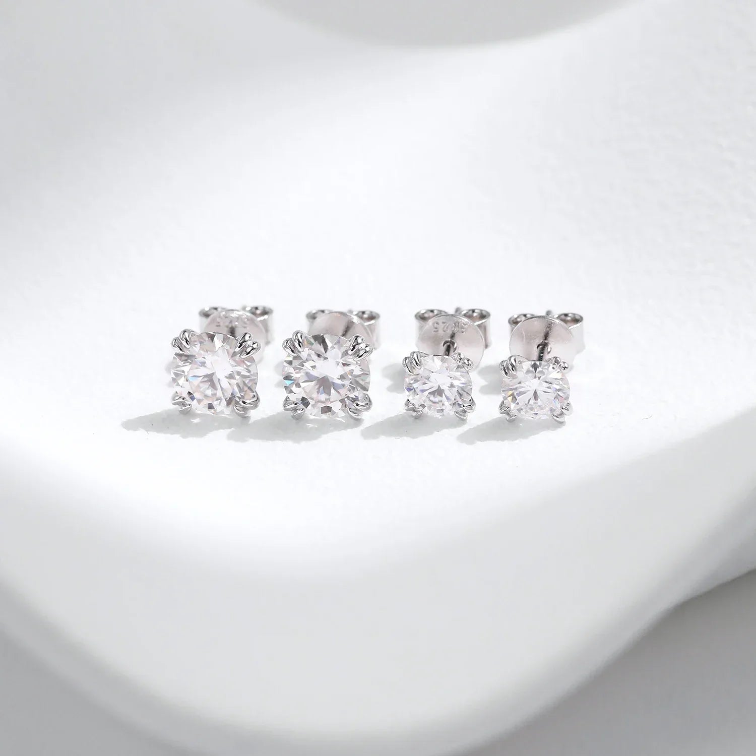 D Color 1CT Moissanite Stud Earrings 925 Sterling Silver Brilliant Round Cut Lab Created Diamond Jewelry For Women