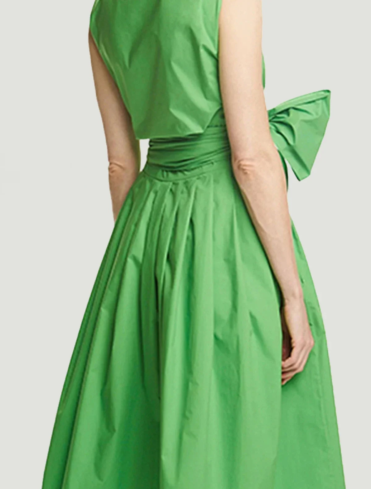 2024 Summer New Casual Commuting Elegant Lapel Women's Dress Fashion Solid color Ruched Buttoned V Neck Shirt Dresses