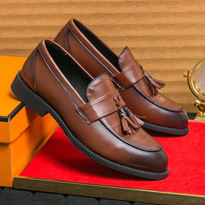 Men's Loafers Luxury Brand Leather Dress Shoes Breathable Slip-On Solid Formal Casual Shoes Handmade Designer Men Shoes Mocassin