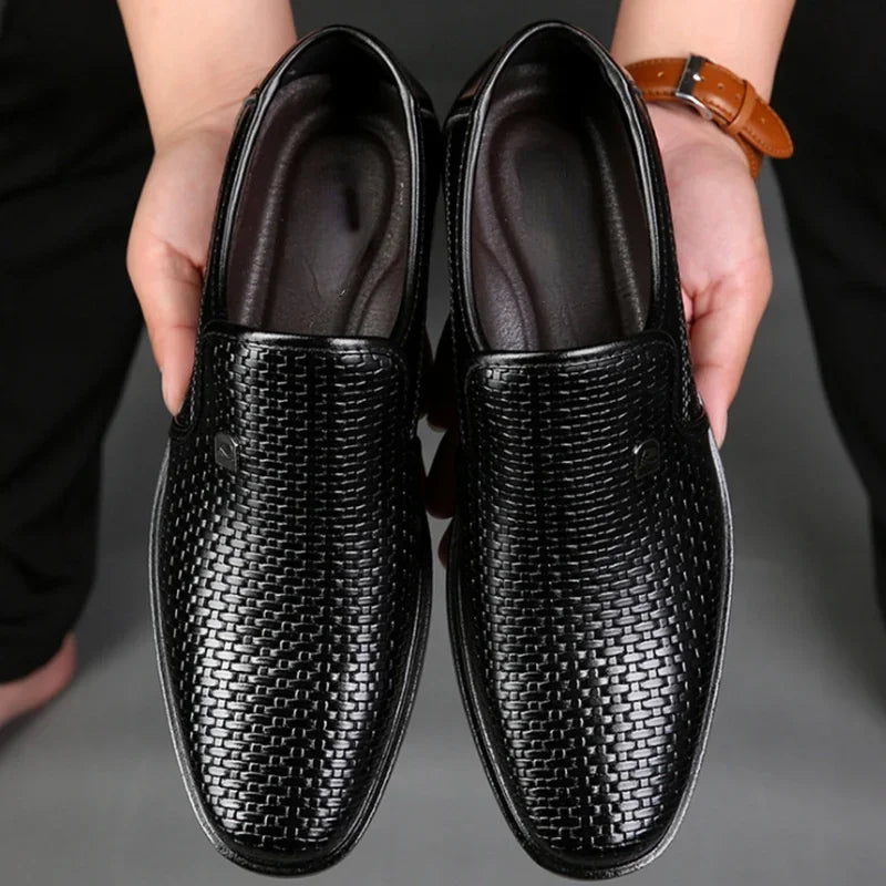 Spring Men Loafers Leather Men Shoes Summer Hollow Breathable Oxfords Man Casual Shoes Slip on Formal Dress Shoes for Man