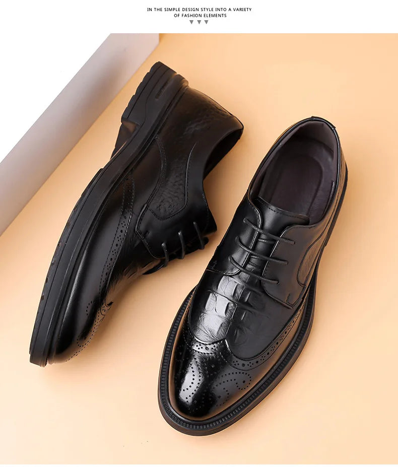 Korean Solid Color Cow Leather Shoes for Men Spring Summer New Lace Designer Brogue Shoes Man Fashion Business Casual Shoe Male