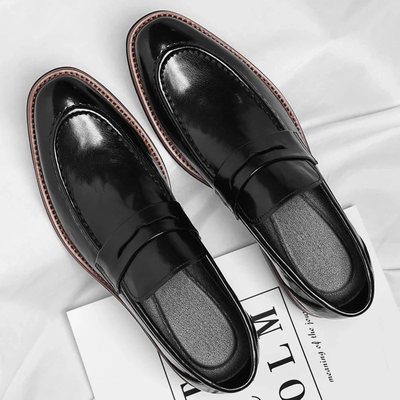 Leather Mens Casual Shoes Leisure Walk Pointed Toe Loafers Thick Bottom and Low Heel Comfy Casual Shoes Classic Business Shoes