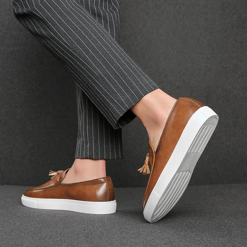 Zapatos De Hombre Loafers Men's Tassel Slip-On Comfortable Men Leather Shoes Casual Shoes Fashion Oxford Shoes Large Size 38-47