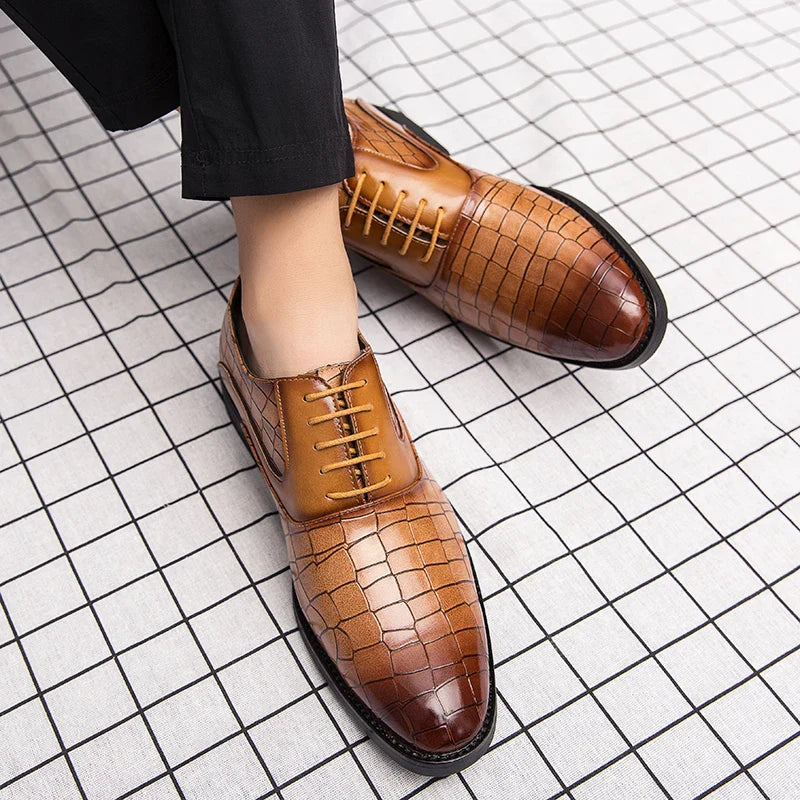 Spring Italian high-quality Blue Leather Shoes for Men men leather shoes Wedding Dress Shoes Patent mens loafers Big size:38-48