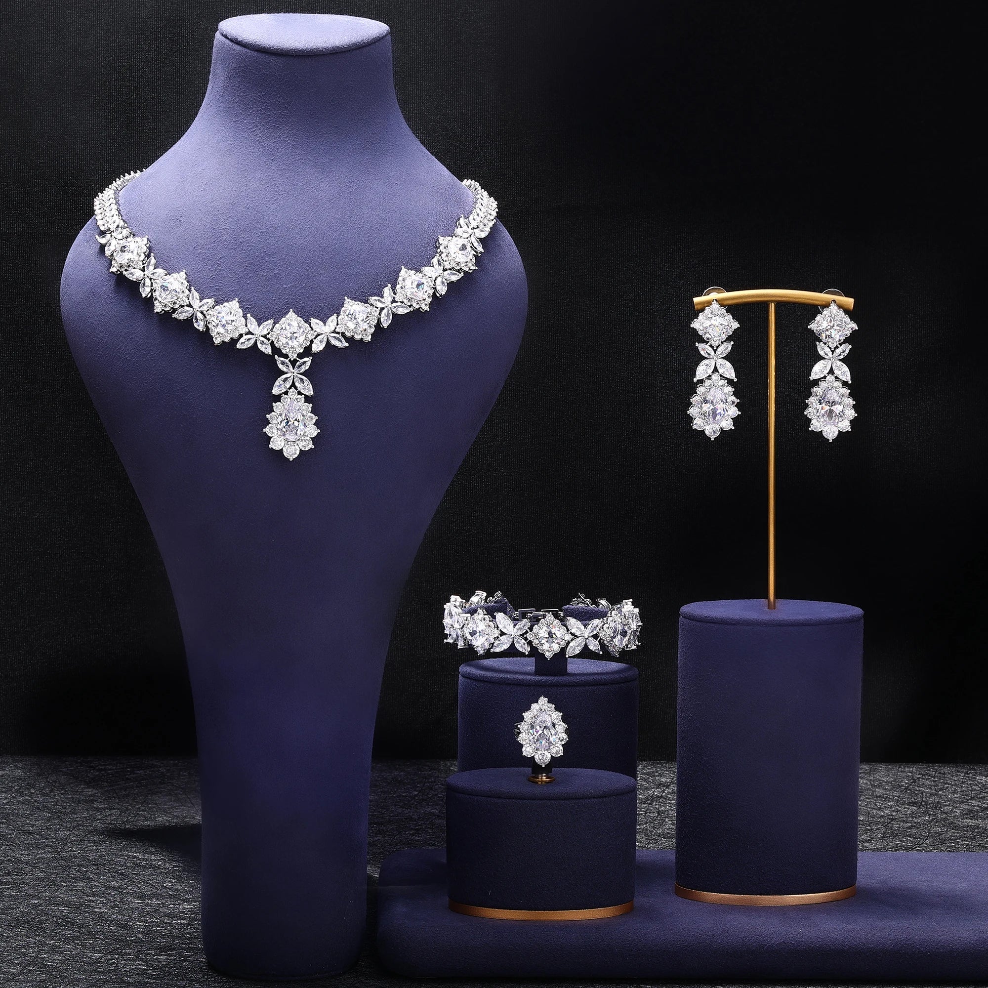 Unique Popular Jewelry 4-Piece Bridal Zirconia Women's Party Jewelry Set Dubai Nigeria CZ Crystal Wedding Jewelry Set
