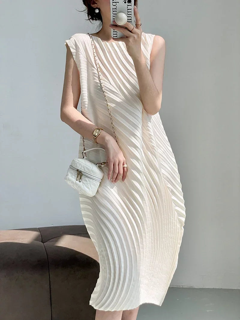 Hand Circle Pleated Sleeveless Dress Designer Long Round Neck Elegant Loose Summer Korean Style Aesthetic Clothes