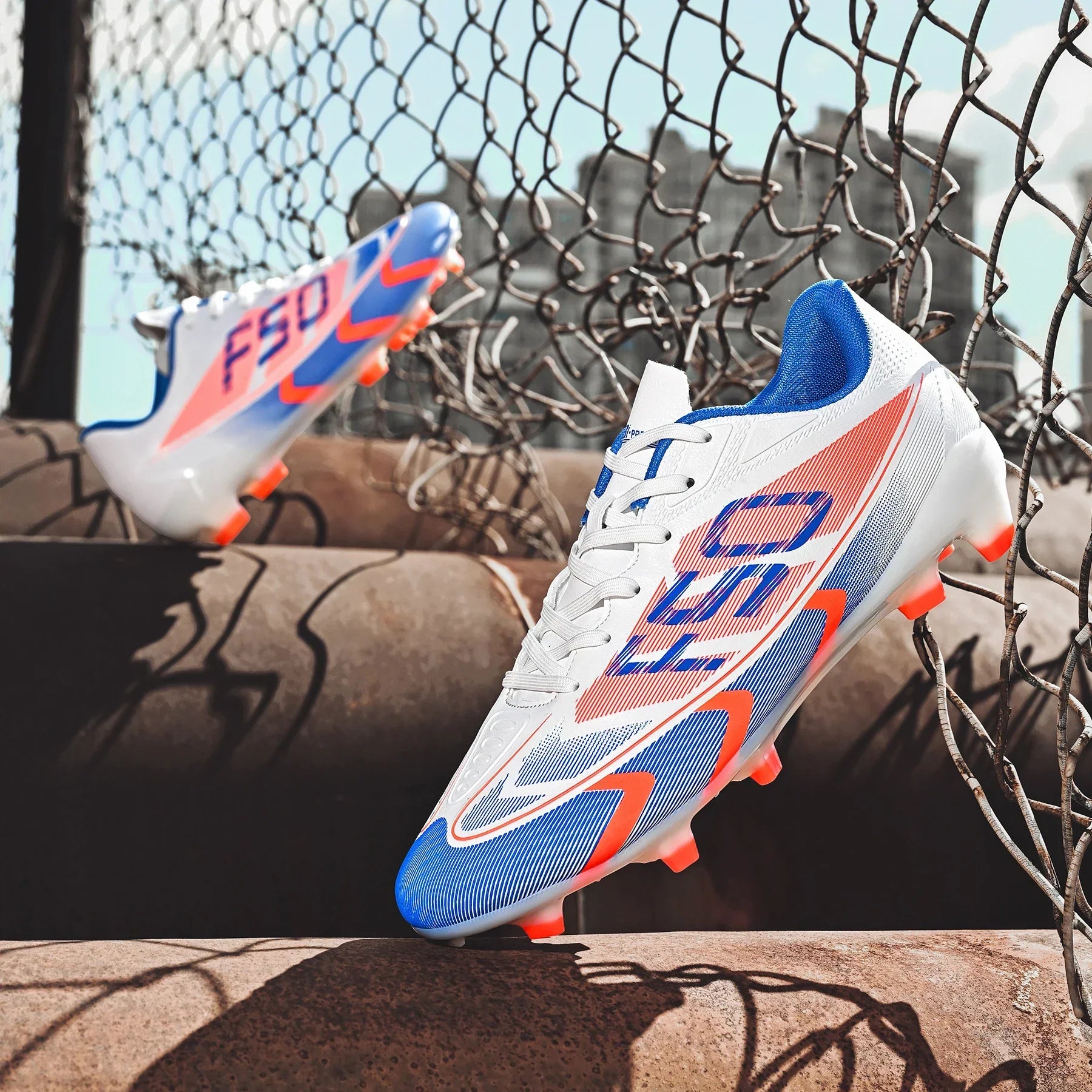 Low-cut football shoes with long studs for adults, men and women, sports anti-skid wear-resistant competition training shoes