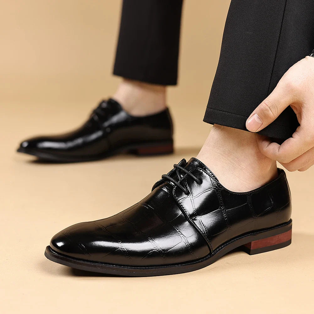 Fashionable Crocodile Print Men's Solid Color Leather Oxford Shoe Formal Business Lace -Up Office Shoe Comfortable Wedding  Shoe