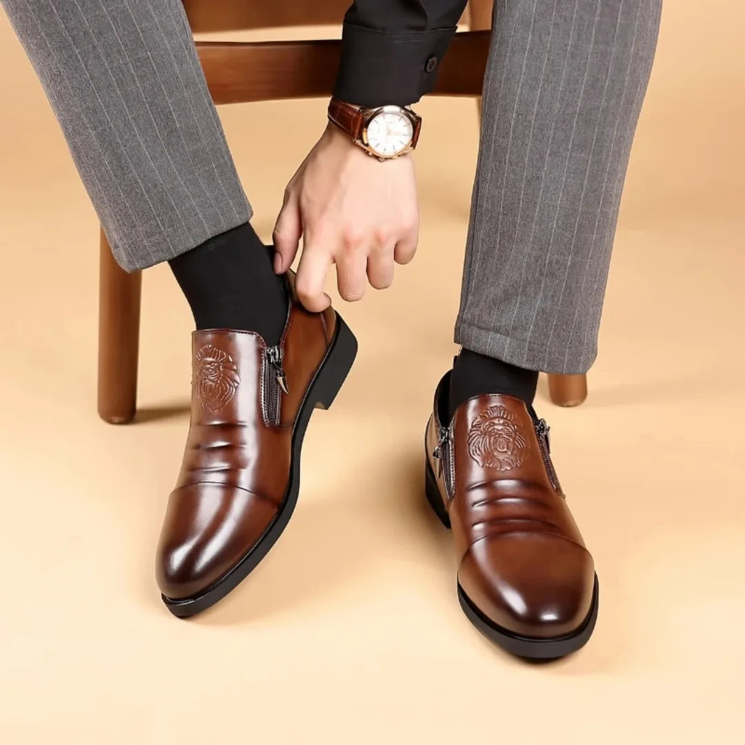 Luxury men's formal shoes, designer business shoes, high-quality men's loafers, vintage men's shoes, fashionable leather shoes