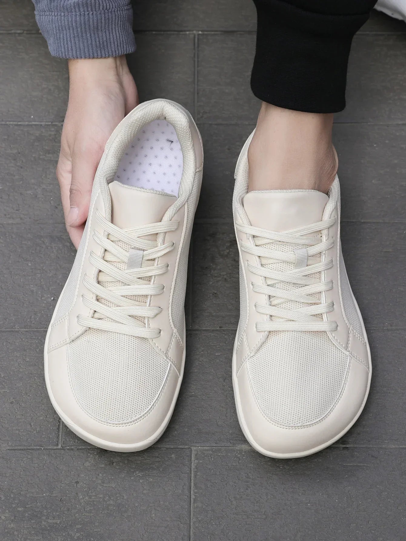 Wide Toe Casual Shoes for Men and Women Barefoot Soft Sole Flats Non Slip Walking Footwear Plus Size Comfortable