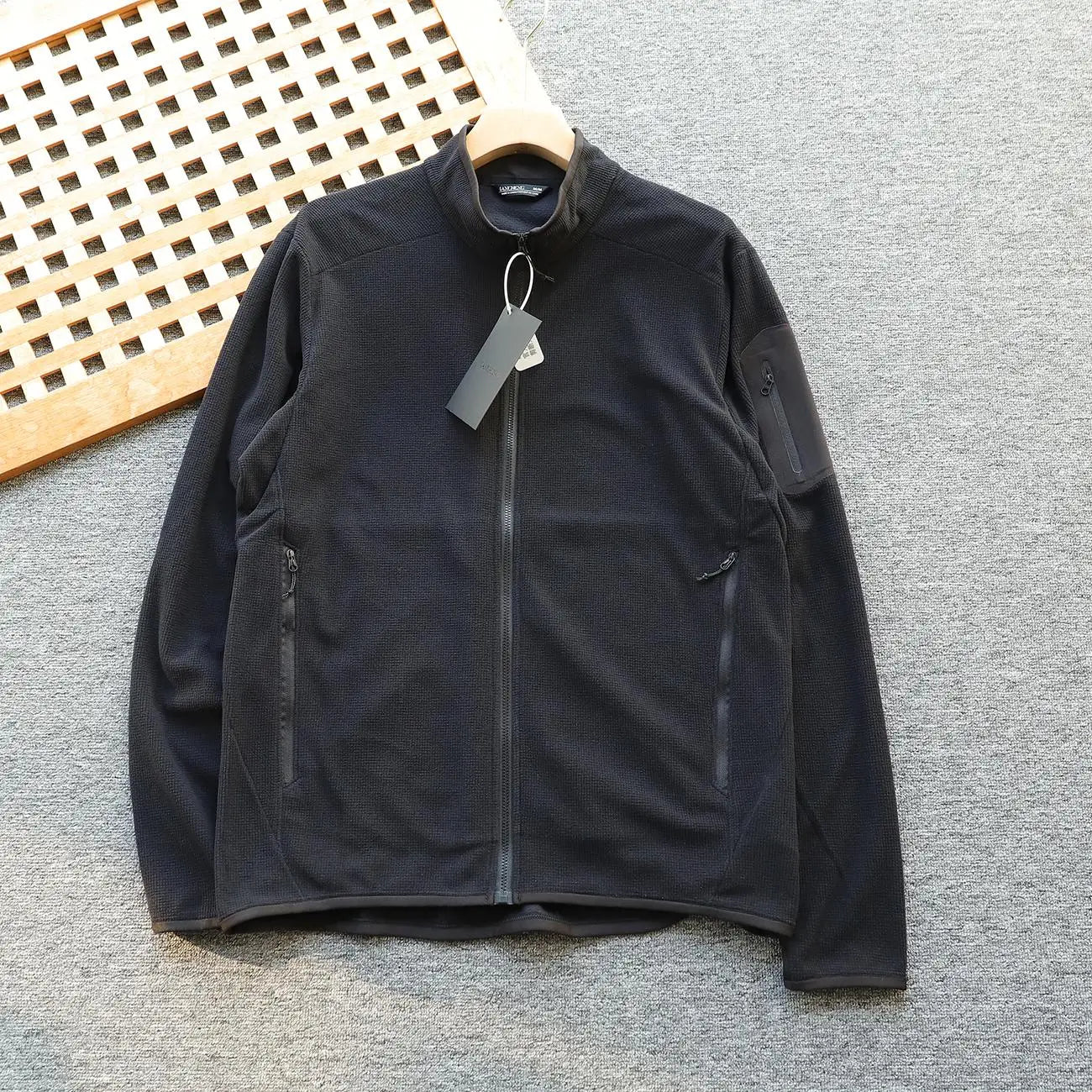 Outdoor Lightweight Fleece Sweatshirt Jacket Men's Zipper Closure Stand Collar Technical Fabric Comfortable Youth Fashion