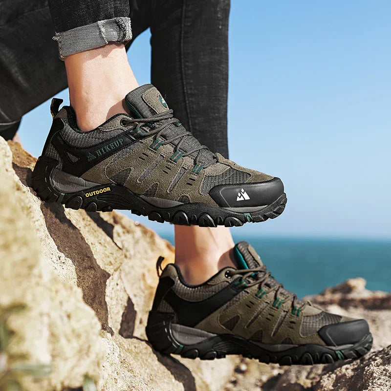 Men's Hiking Shoes Suede Leather Outdoor Shoes Wear-resistant Men Trekking Walking Hunting Tactical Sneakers