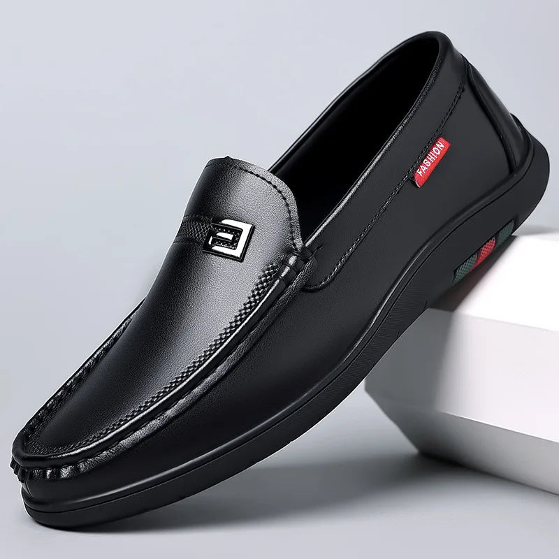 2026 New Solid Color Business Casual Shoes for Men Spring Autumn Soft Leather Shoes Male Fashion Light Driving Shoes Man
