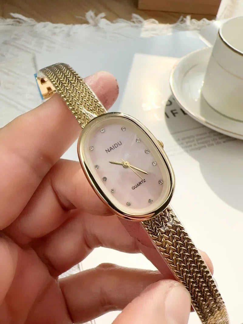Luxury Oval Dial Rhinestone Watch New Brand Quartz Watch for Women Adjustable Stainless Steel Strap Wristwatches Wholesale Gift