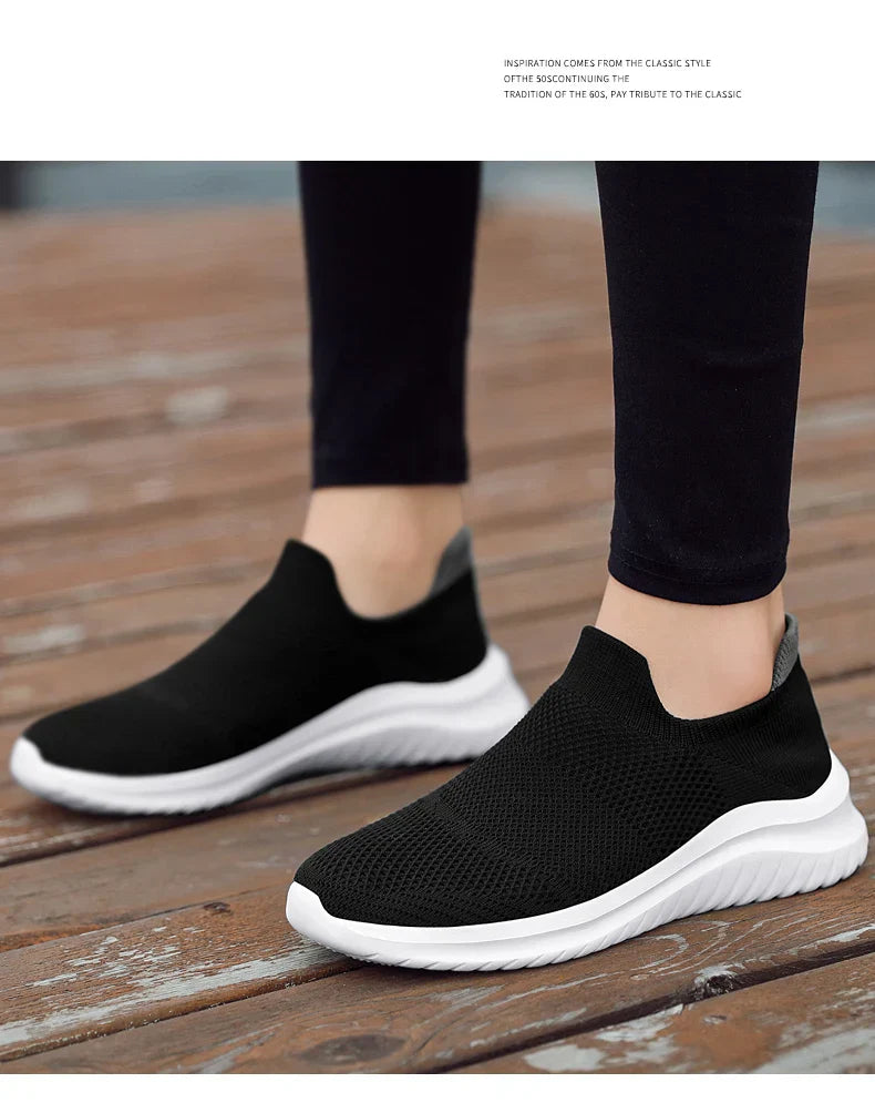 Men Shoes Sneakers Breathable Mesh Slip on Running Shoes Outdoor Non-Slip Couple Jogging Training Hiking Sports Shoes