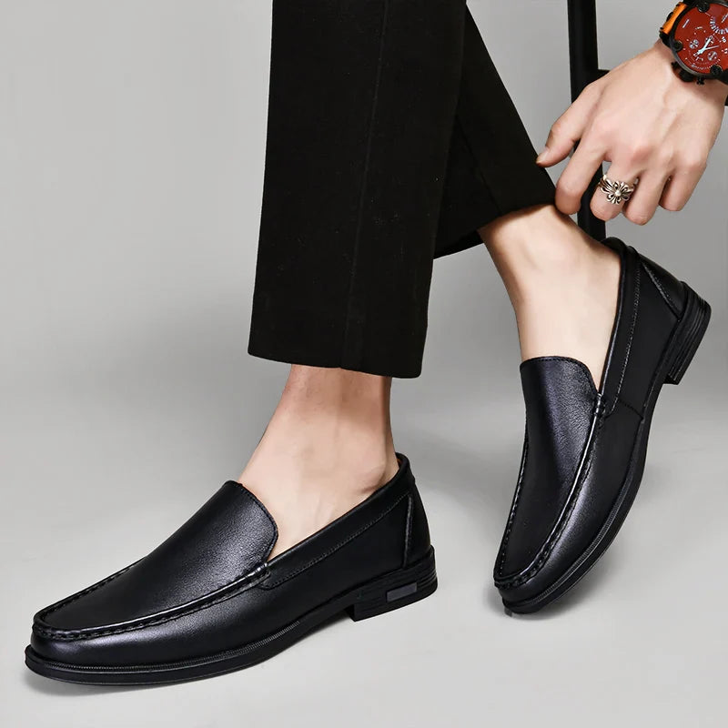 Male Comfy Walking Shoe Genuine Leather Slip on Mens Loafers New Trend Casual Shoes Men Designer Moccasins Hot Sale Drive Shoes