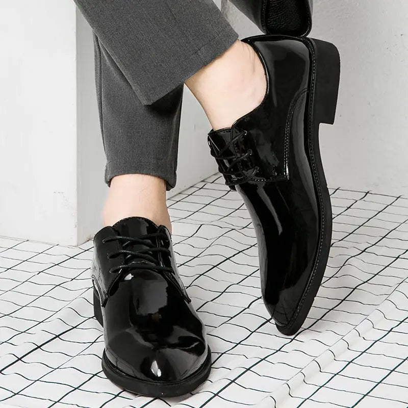 Autumn Winter Bright Upper Business Patent Leather Dress Shoes Man 2025 Trend Elegant Social Shoe for Men and Classic Party 39