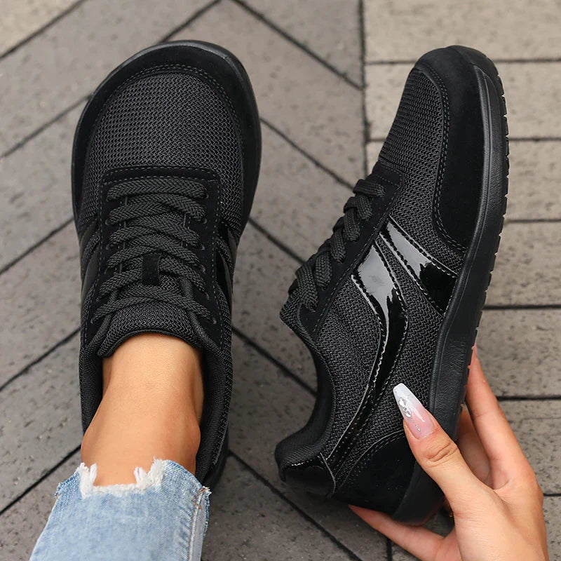 Minimalist Barefoot Shoes for Women Casual Versatile Soft Sole Wide Last Shoes Summer Breathable Comfortable Barefoot Sneakers