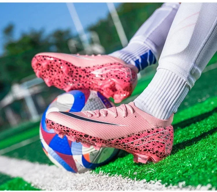 New Men Professional Football Boots Grass Soccer Shoes Outdoor Sport Non-Slip Training Shoes Match Sneakers Ultralight Unisex