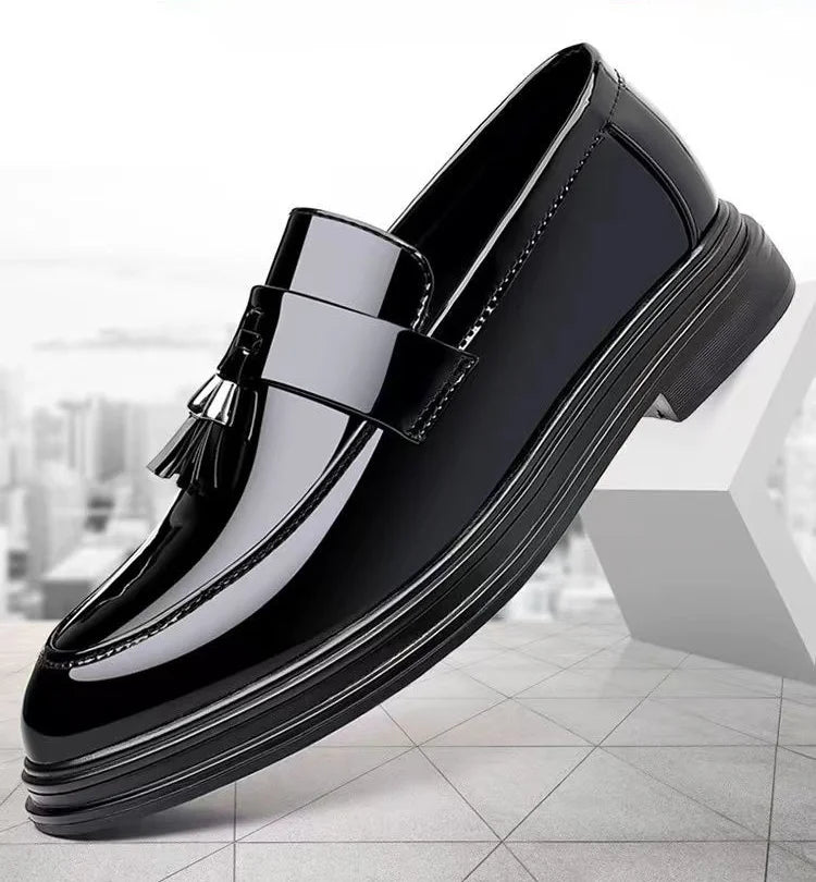 Black Social Shoe for Men Casual Business Patent Leather Bright Upper Dress Shoes Man New Low Price 39 Suit Cheap Liquidation