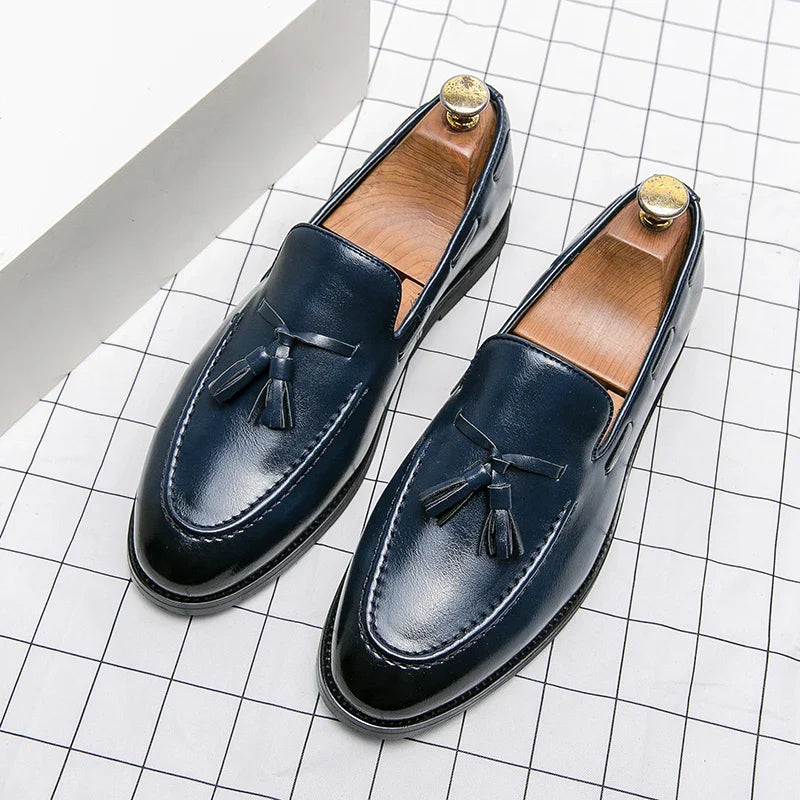 Size:38-46 American Academy Style Fringe Loafers for Men Men's Bottoms Casual Shoes Outdoor Fashion Blue Patent Leather Shoes