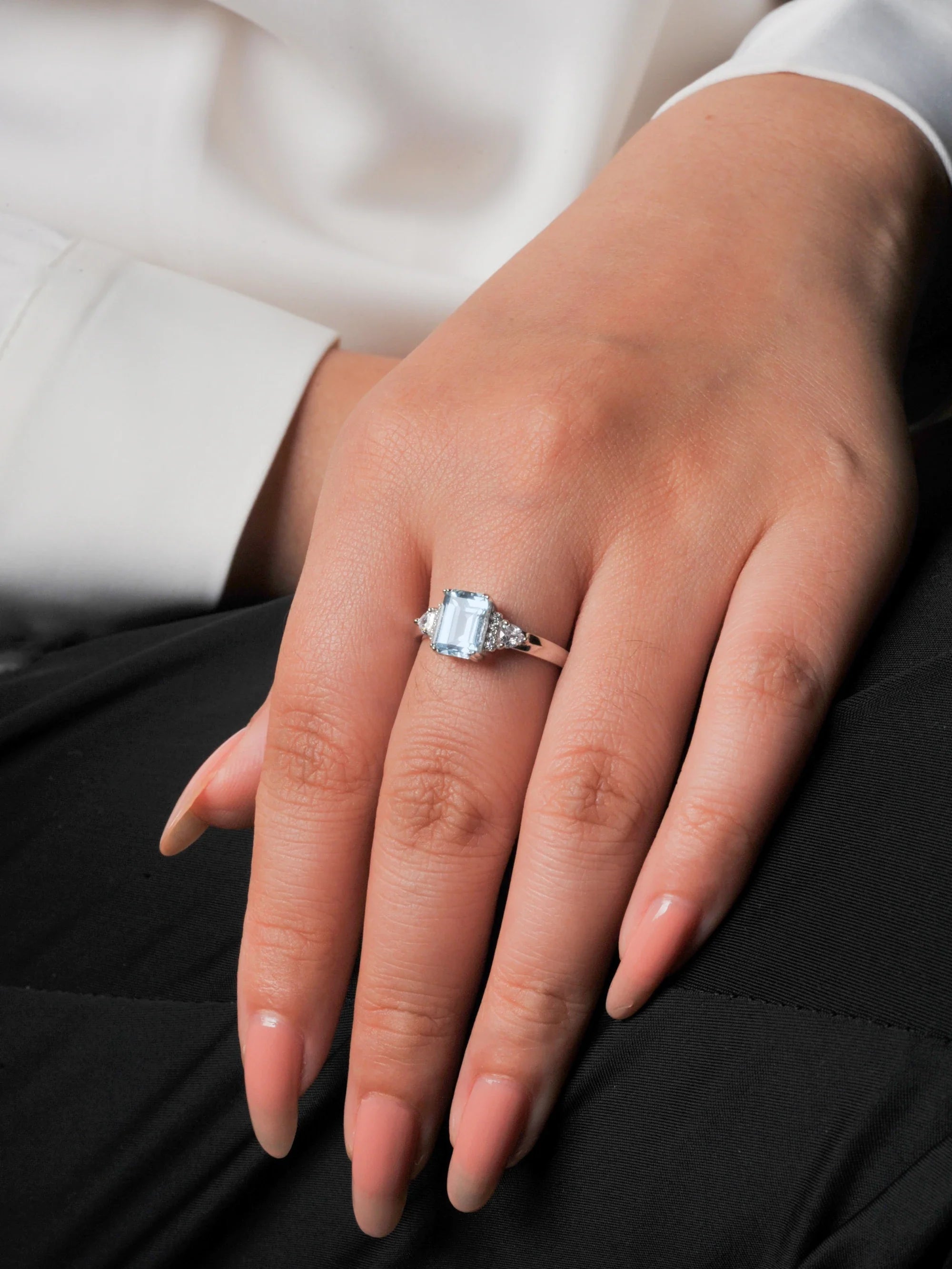 Sky Blue Topaz Emerald Cutring rings for women gift 925 sterling silver jewelry Free delivery elegant valentines fashion