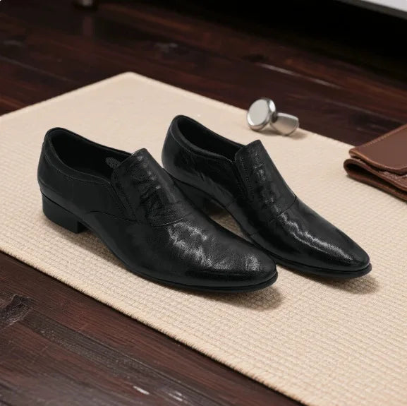 Spring Autumn New Pointed Leather Shoes for Men Solid Color Business Casual Shoes Male Fashion Designer Dress Shoe Man