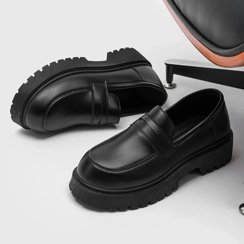 Loafers Men Leather Shoes Thick-soled British Style Black Formal Business Shoes Fashion Luxury Slip-On Casual Big Head Shoes