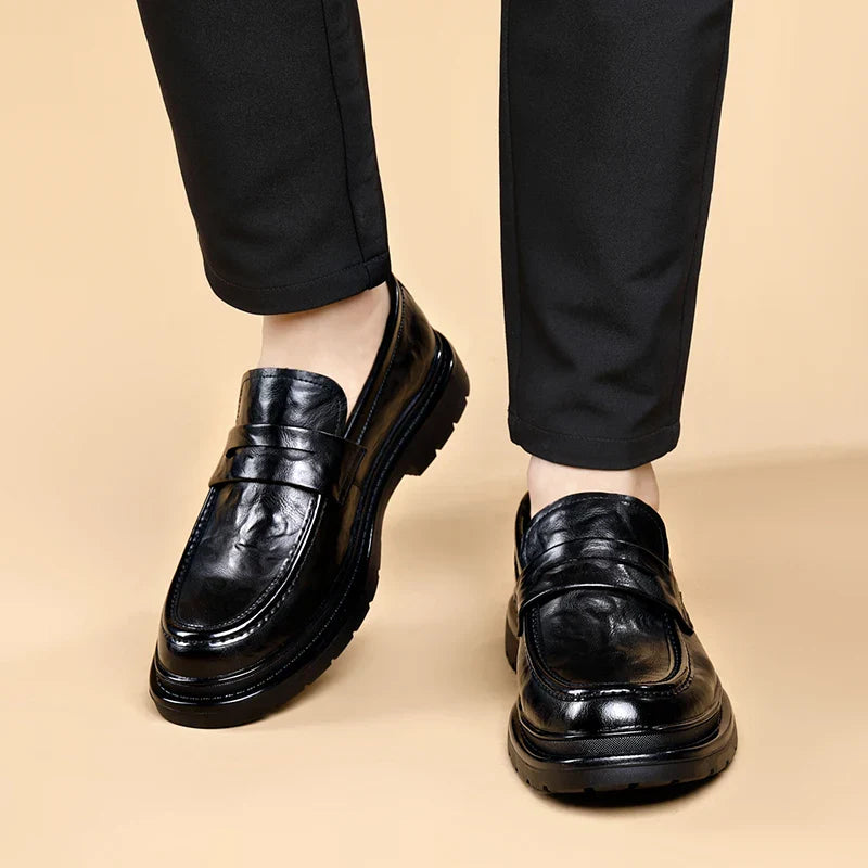 Fashion Leather Mens Casual Shoes Breathable Business Handmade Slip On Shoes Hot Sale Brand Classic Men Shoes Flats Moccasins