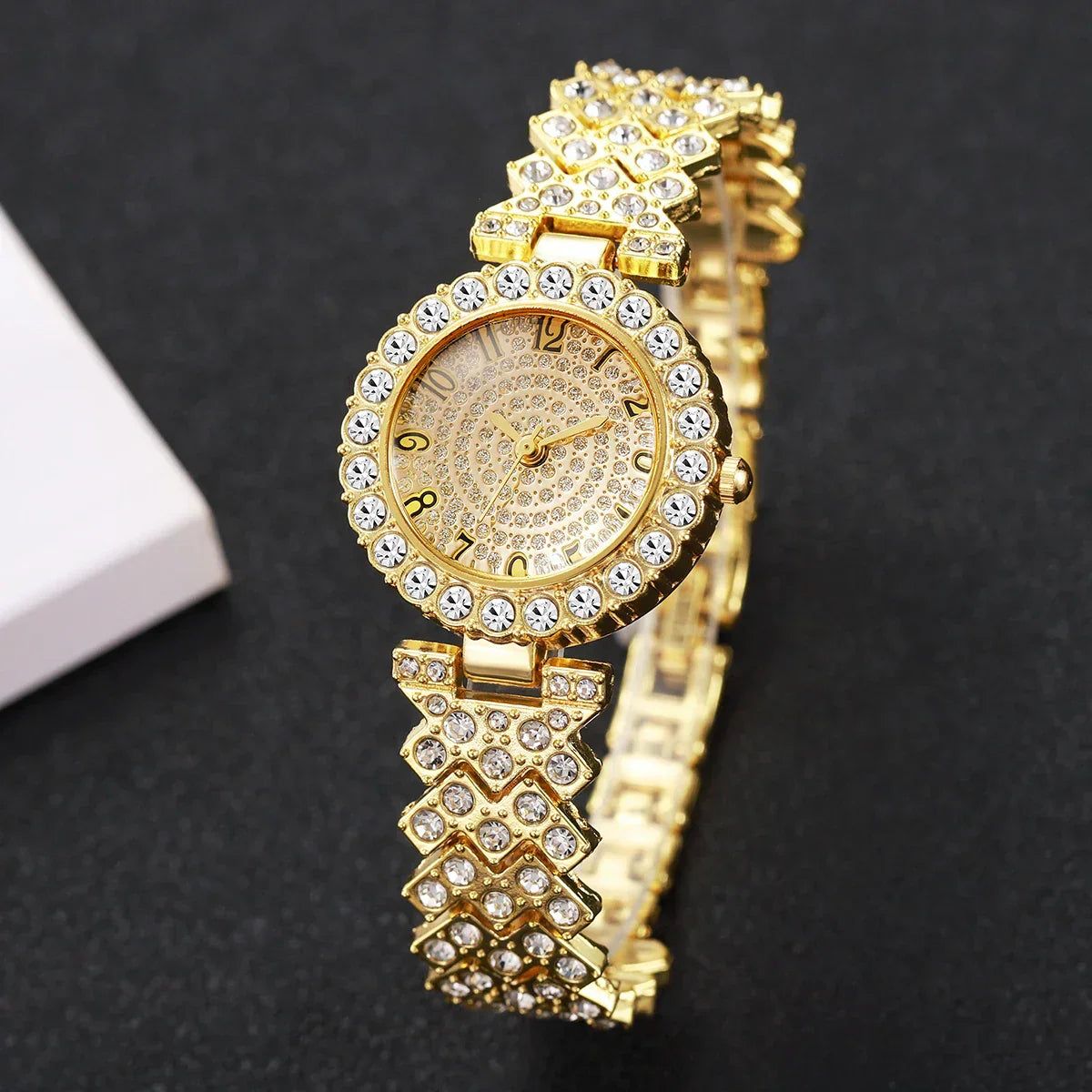 5pcs Luxury Rhinestone Women's Quartz Watch Elegant Ladies Bracelet Wristwatch Jewelry Set（Without Box）