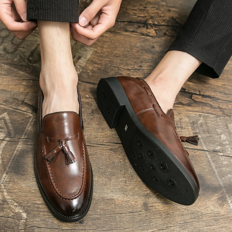 Size:38-46 American Academy Style Fringe Loafers for Men Men's Bottoms Casual Shoes Outdoor Fashion Blue Patent Leather Shoes