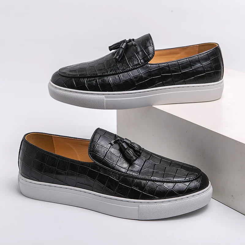 Zapatos De Hombre Loafers Men's Tassel Slip-On Comfortable Men Leather Shoes Casual Shoes Fashion Oxford Shoes Large Size 38-47