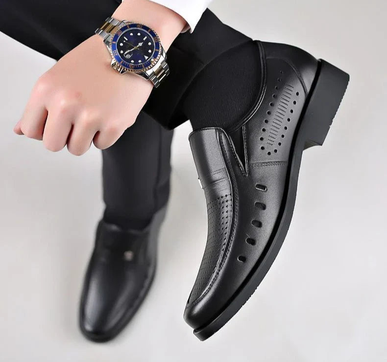 Hollow Breathable in Summer Round Toe Dress Shoes Man Soft Leather Casual Footwear 2025 Style Gentleman New Social Shoe for Men